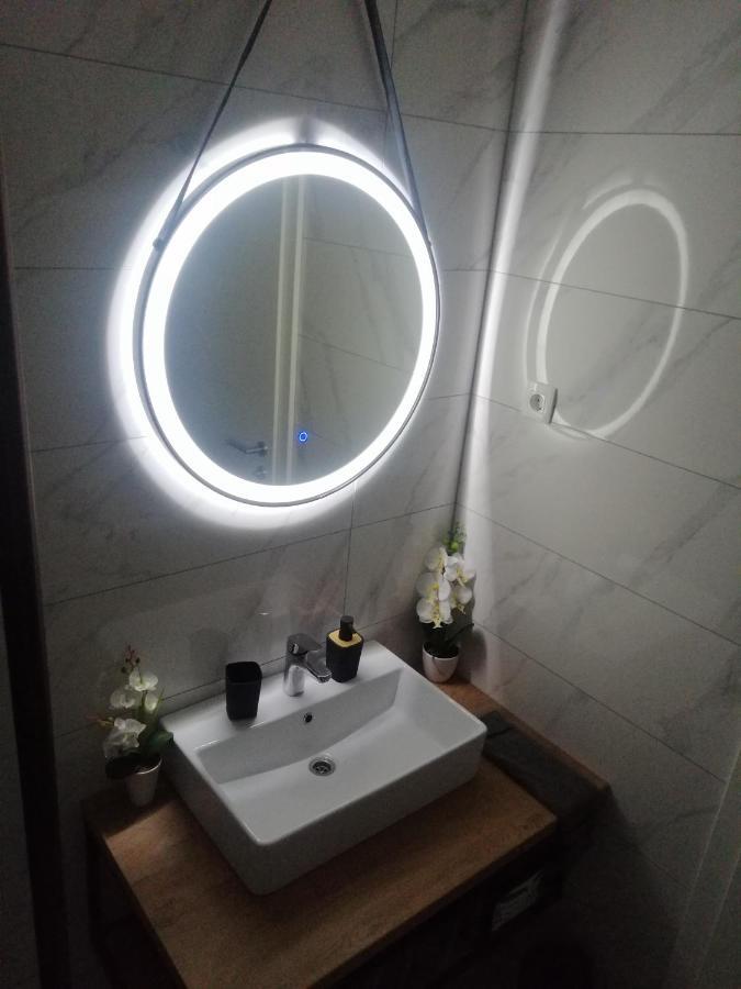 Luxury Apartment Queen Solin Eksteriør bilde