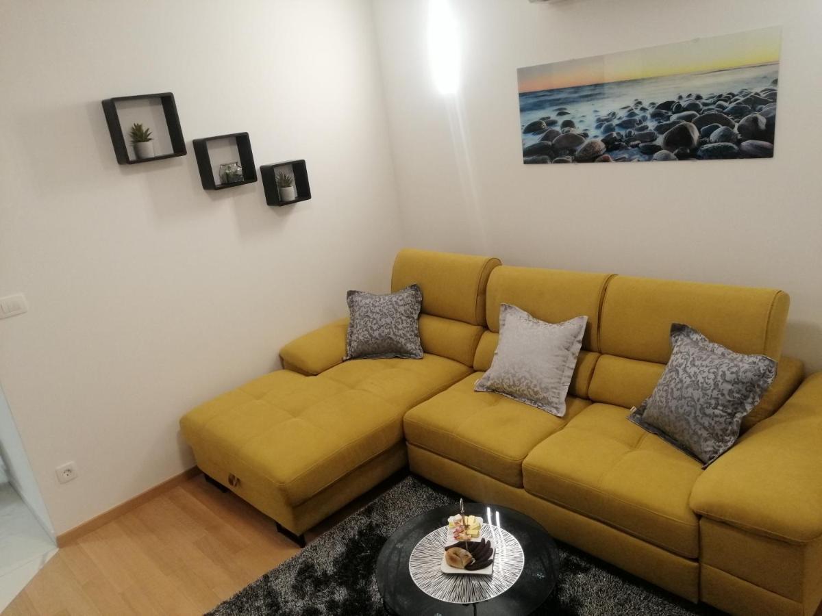 Luxury Apartment Queen Solin Eksteriør bilde