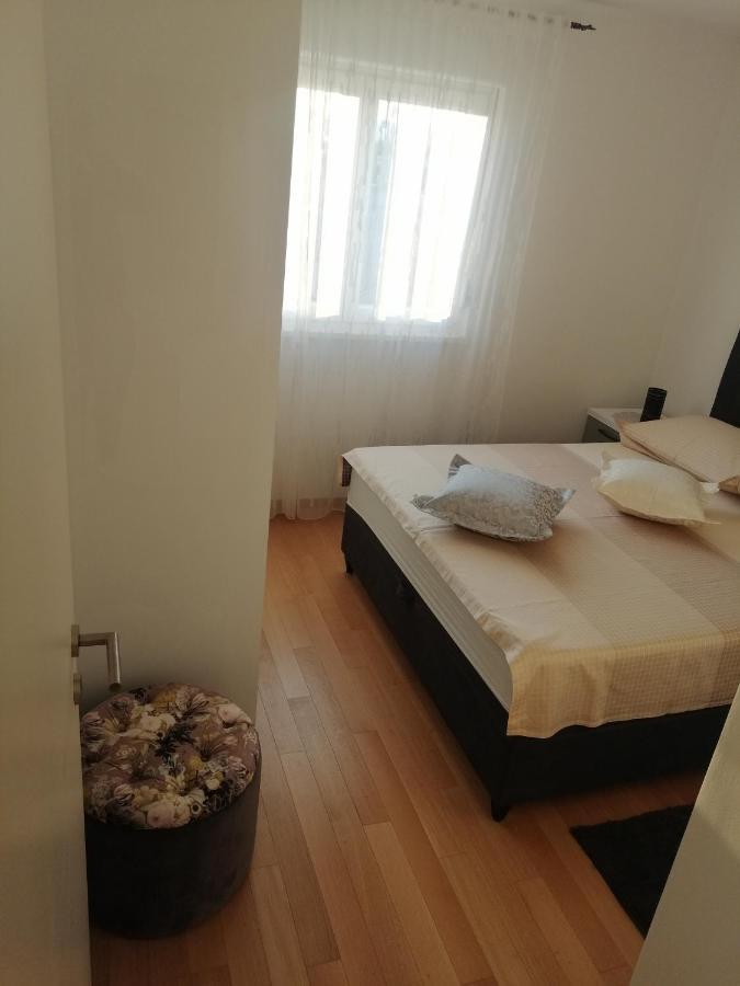 Luxury Apartment Queen Solin Eksteriør bilde