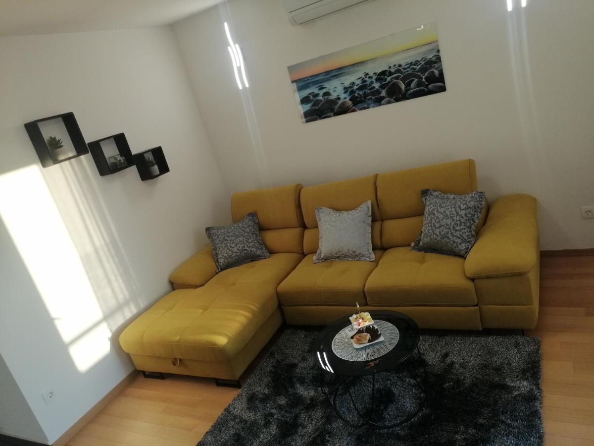 Luxury Apartment Queen Solin Eksteriør bilde