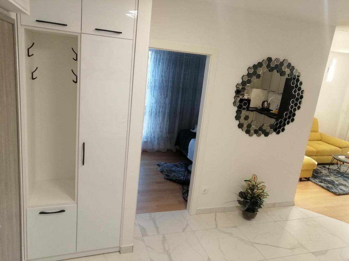Luxury Apartment Queen Solin Eksteriør bilde